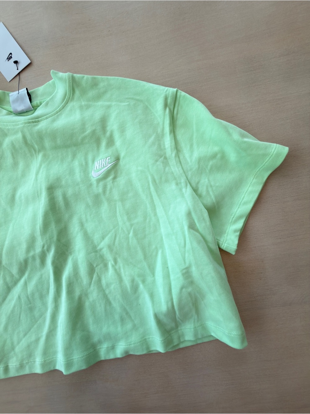 Nike Cropped Tee in Neon Lime - Large - Picture 2 of 9